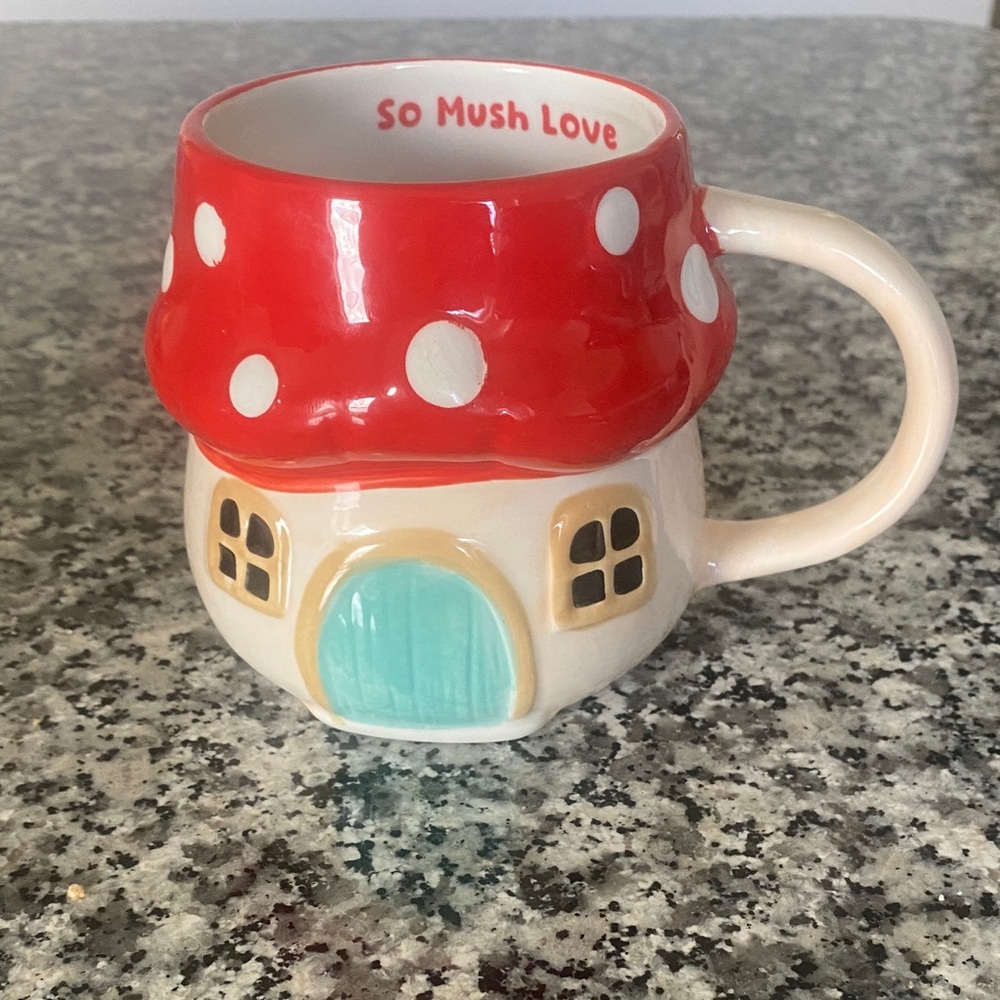 Mainstays Mushroom cottage Mug